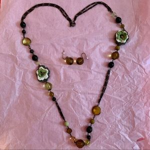 Fashion Necklace with Earrings